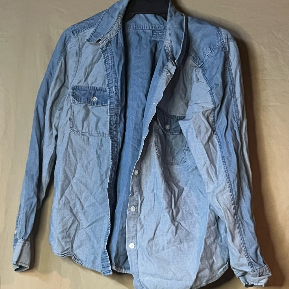 Xl Levi Shirt (women) Wrinkles Are Free